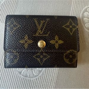 Authentic Louis Vuitton coin wallet purse